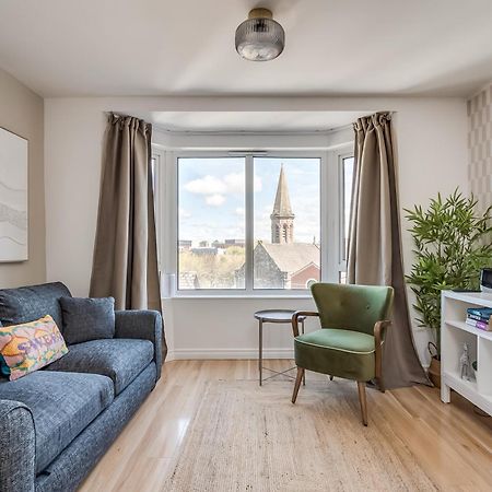 Central Belfast Apartments Queen'S Hideaway Bagian luar foto