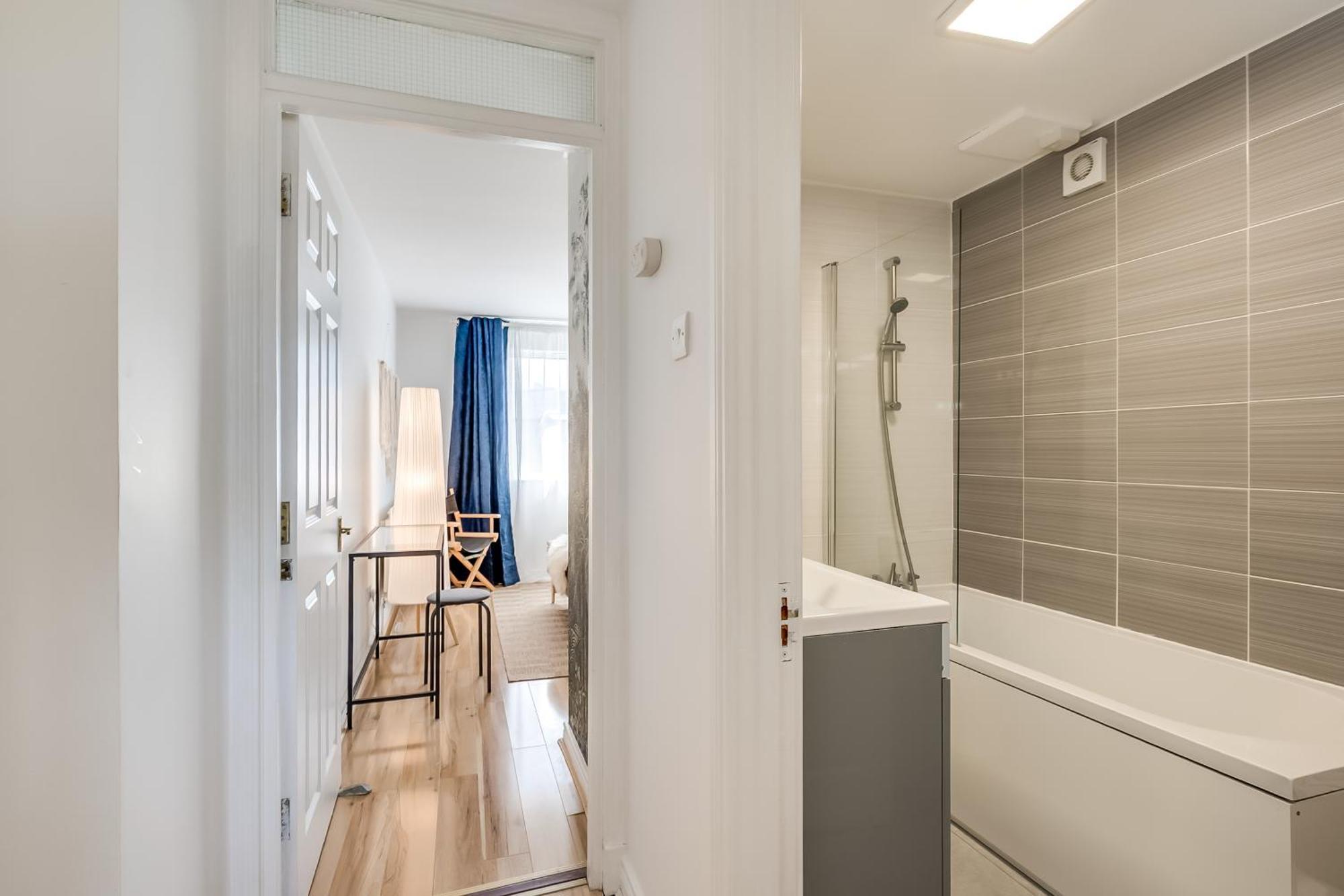 Central Belfast Apartments Queen'S Hideaway Bagian luar foto