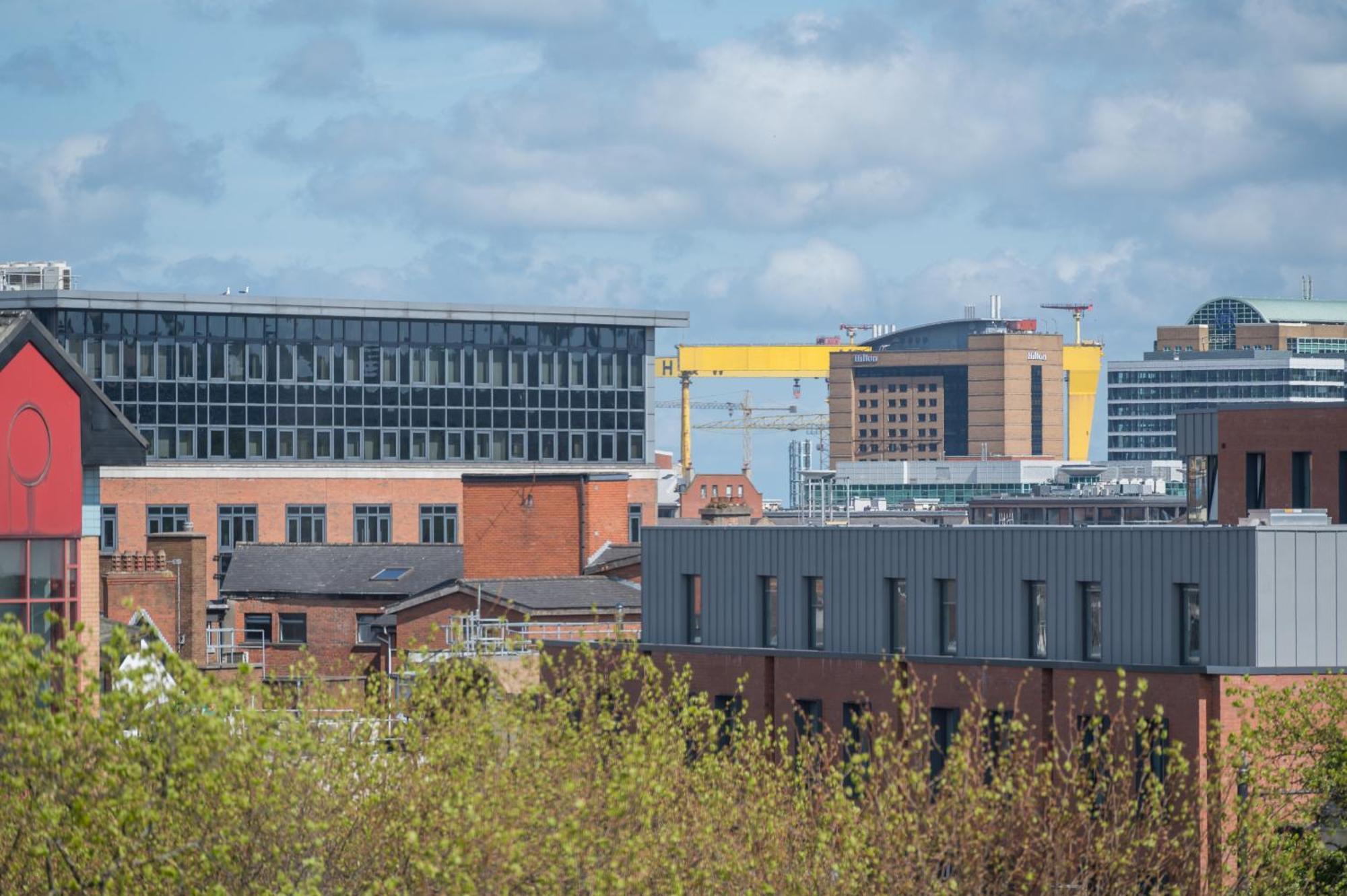 Central Belfast Apartments Queen'S Hideaway Bagian luar foto